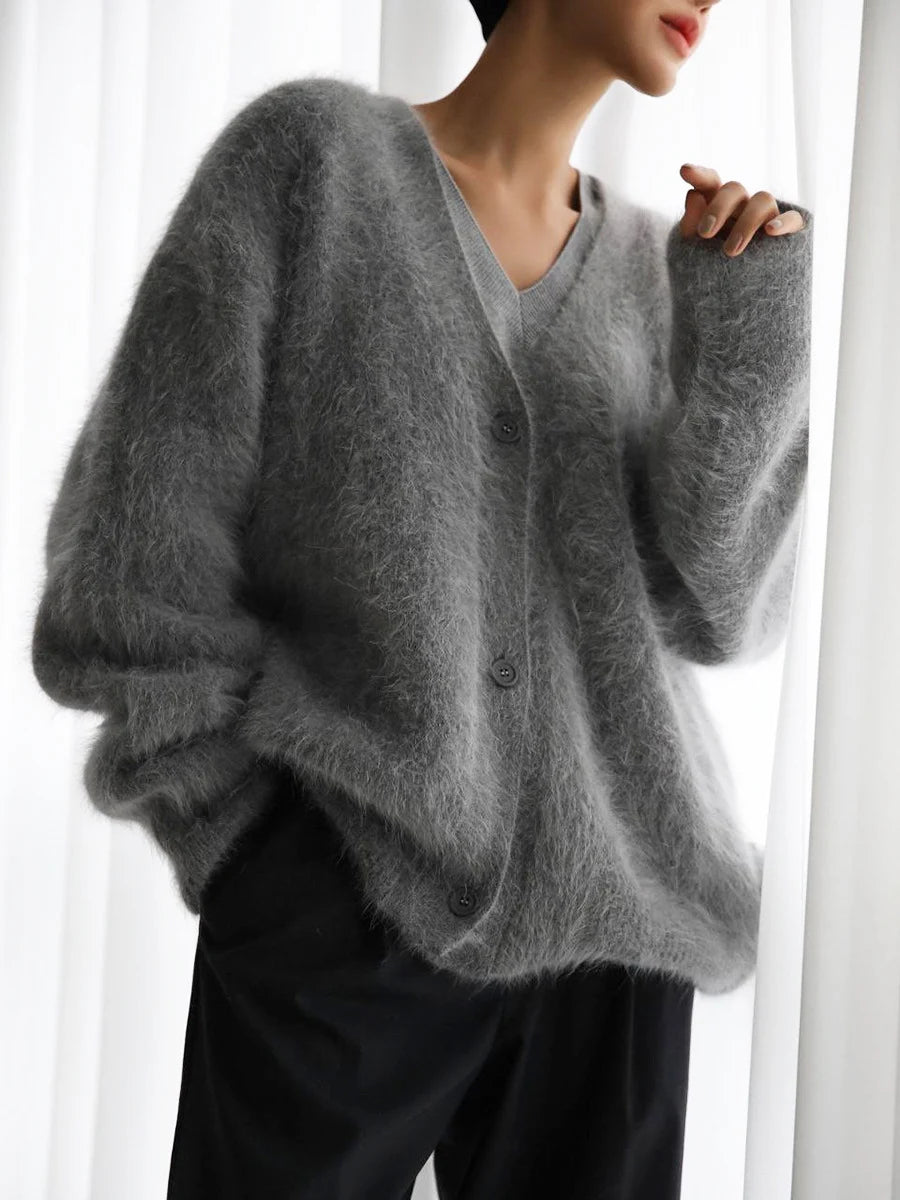 Cardigan femme loose col V boutonné en maille tricotée, pull chaud et élégant pour automne hiver, mode féminine chic et confortable