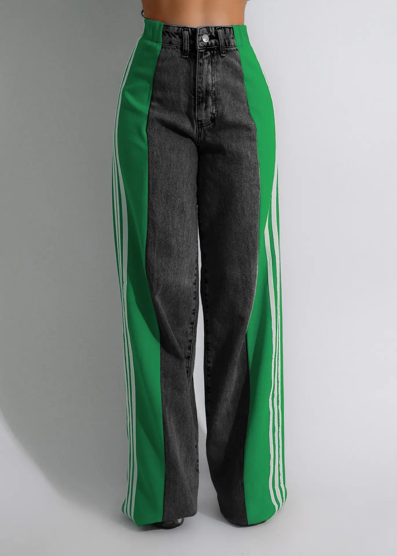 Pantalon large taille haute en denim patchwork à trois bandes pour femme, streetwear tendance 2026, confortable et stylé pour un look urbain
