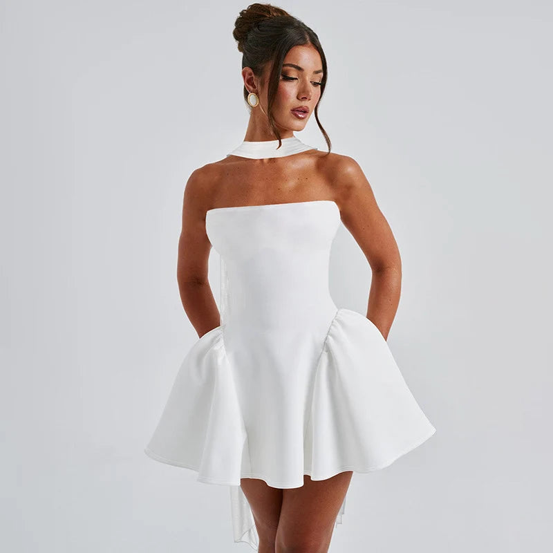 Robe bustier courte sexy femme avec fermeture éclair au dos, élégante et tendance pour soirée ou événement spécial